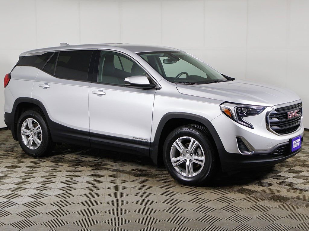 Used 2020 GMC Terrain SLE image 2