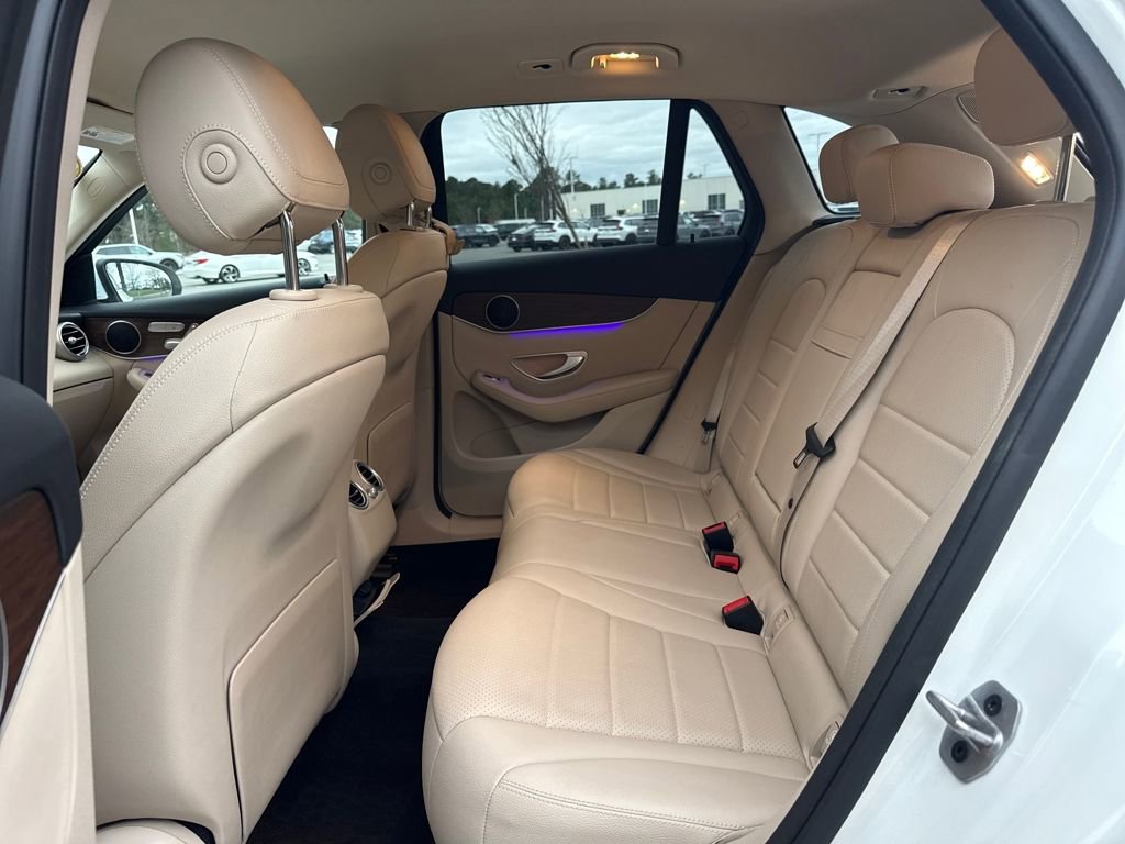Used 2022 Mercedes-Benz GLC 300 4MATIC w/ Premium Package Lite image 27