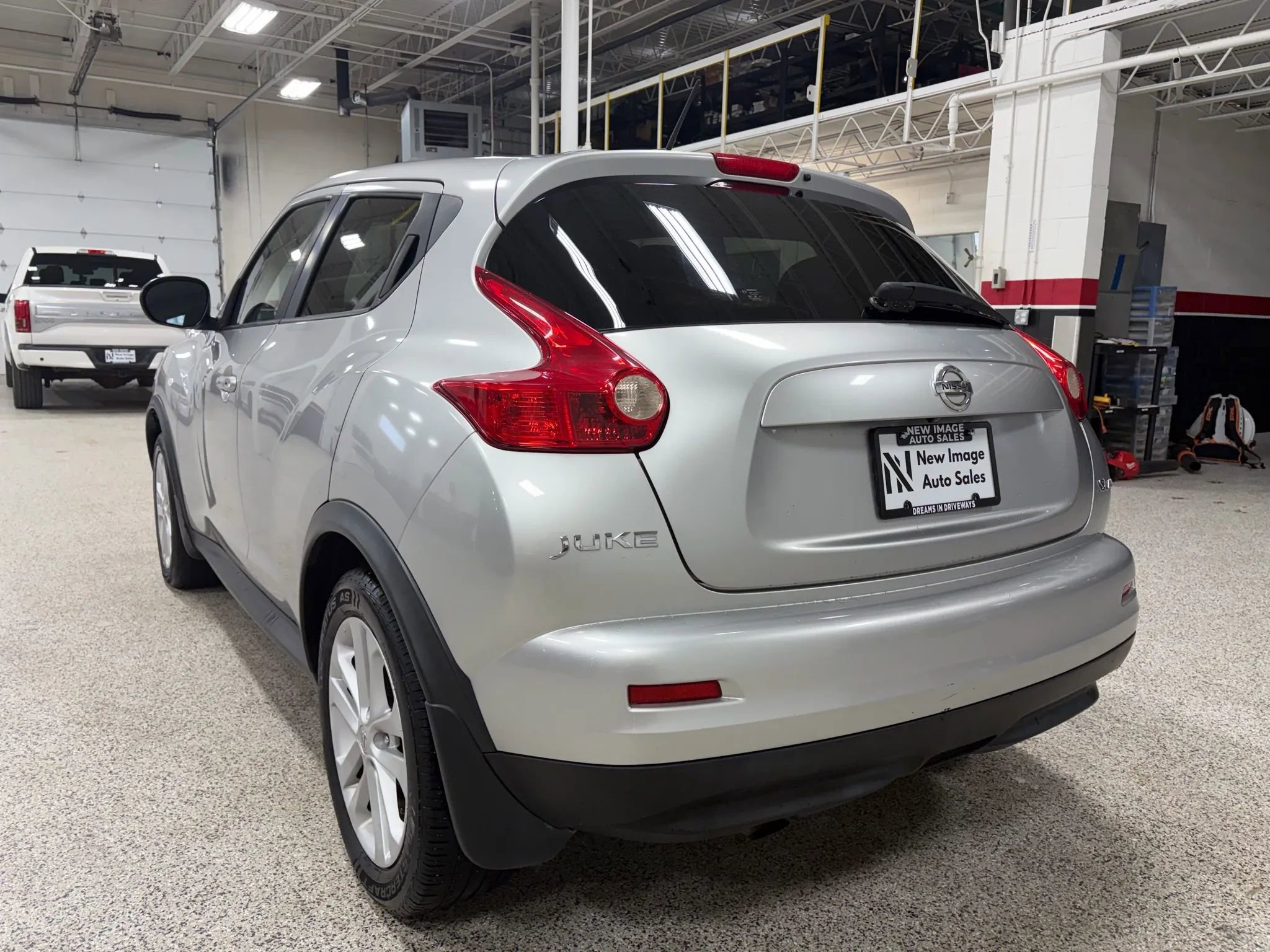 Used 2011 Nissan Juke SL AWD/4WD image 3