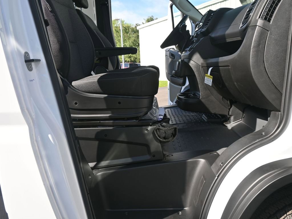 New 2025 RAM ProMaster 2500 w/ Convenience Group image 27