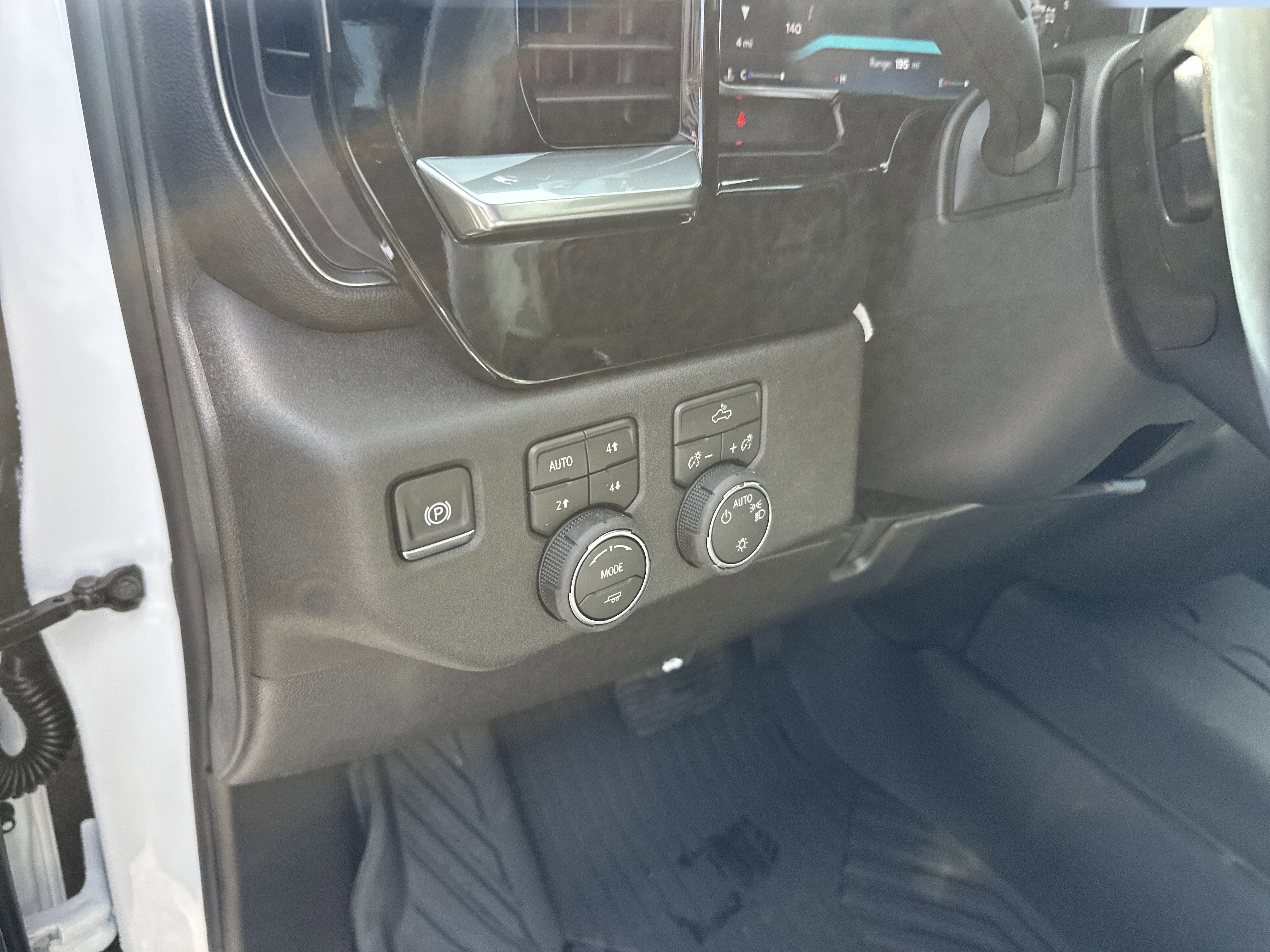 New 2026 Chevrolet Silverado 1500 LT image 12
