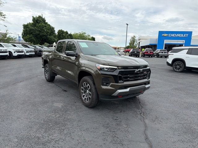 Used 2024 Chevrolet Colorado Z71 w/ Z71 Convenience Package 2 AWD/4WD image 1