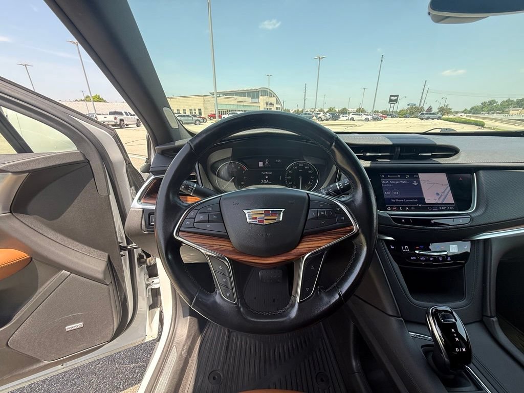 Used 2020 Cadillac XT5 Premium Luxury AWD/4WD image 19