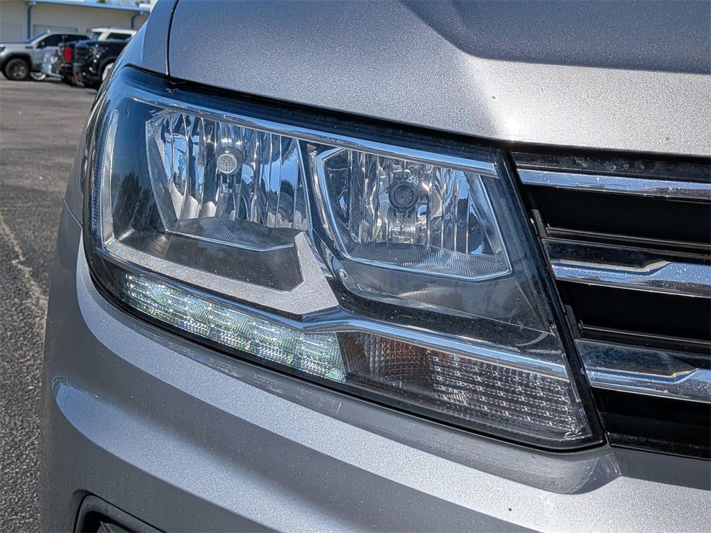 Used 2020 Volkswagen Tiguan SEL image 10