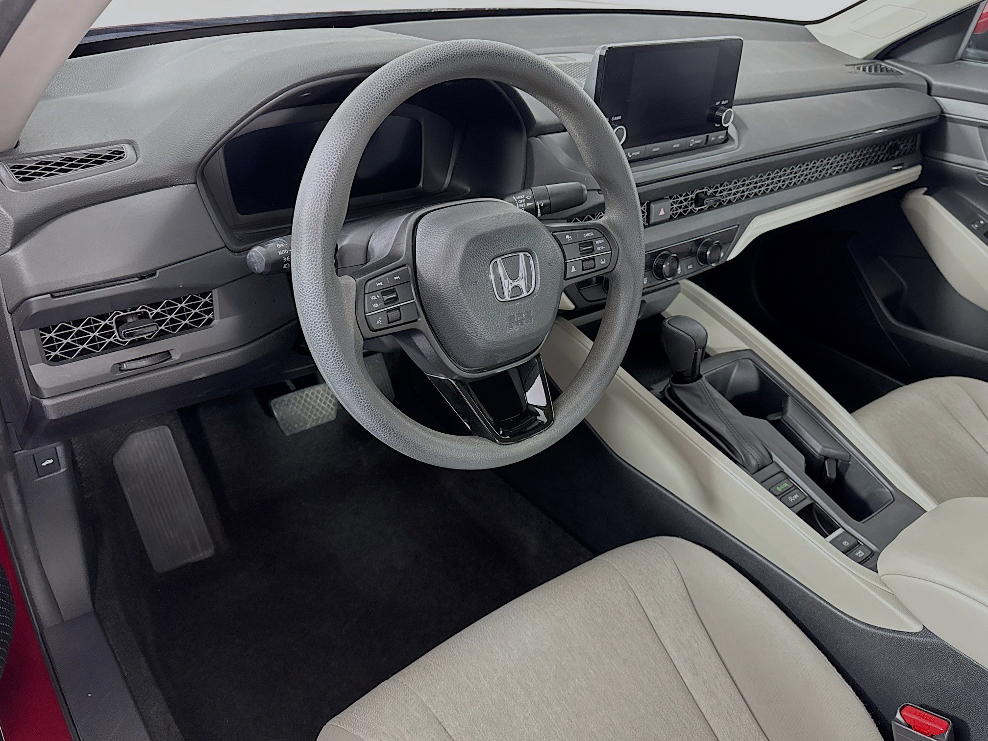 Certified 2024 Honda Accord LX image 9