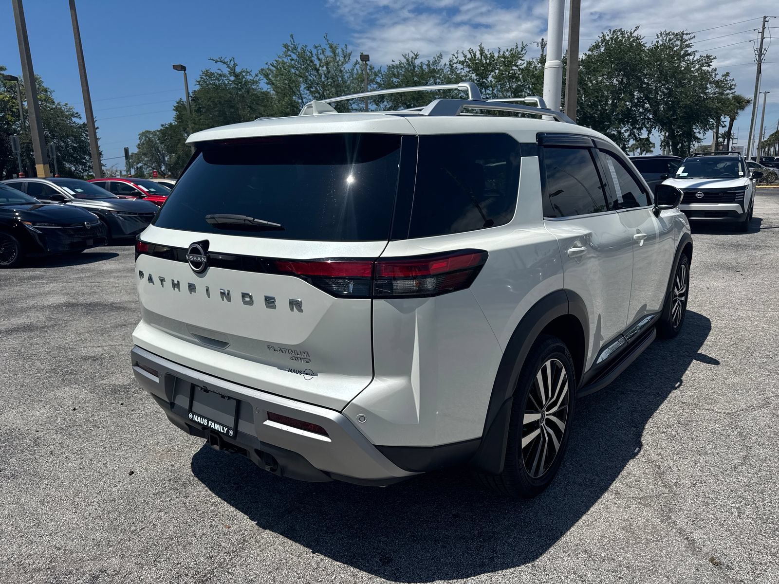 Certified 2023 Nissan Pathfinder Platinum w/ Lighting Package (N93) AWD/4WD image 5