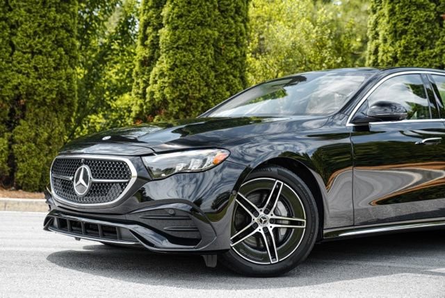 Used 2025 Mercedes-Benz E 350 4MATIC Sedan w/ Winter Package image 3