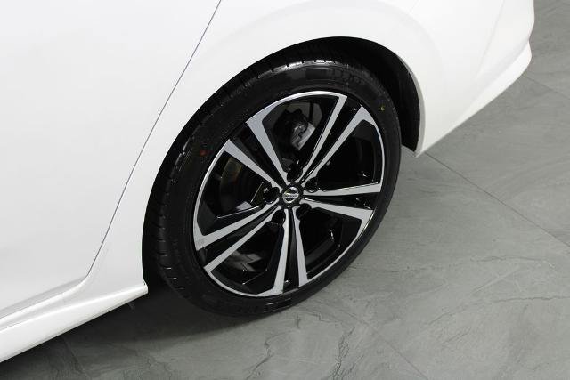 Certified 2023 Nissan Sentra SR w/ SR Premium Package FWD image 13