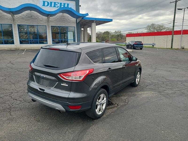Used 2016 Ford Escape SE w/ SE Cold Weather Package image 5