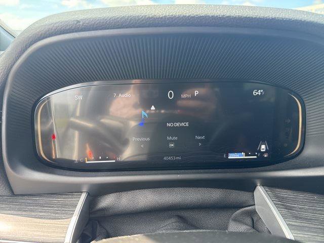 Used 2024 Jeep Wagoneer Series II w/ Flexible Seating Group image 5