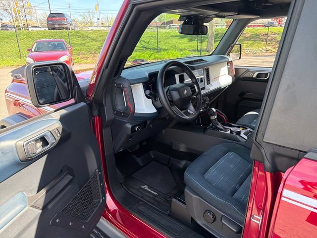 Used 2025 Ford Bronco Heritage Edition AWD/4WD image 46