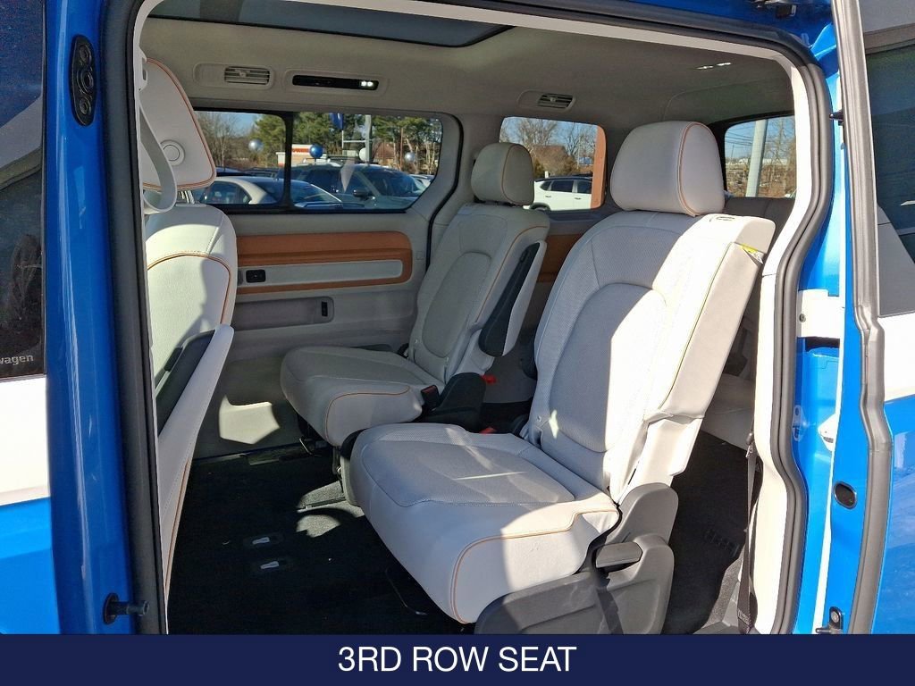 New 2025 Volkswagen ID. Buzz 1st Edition image 6