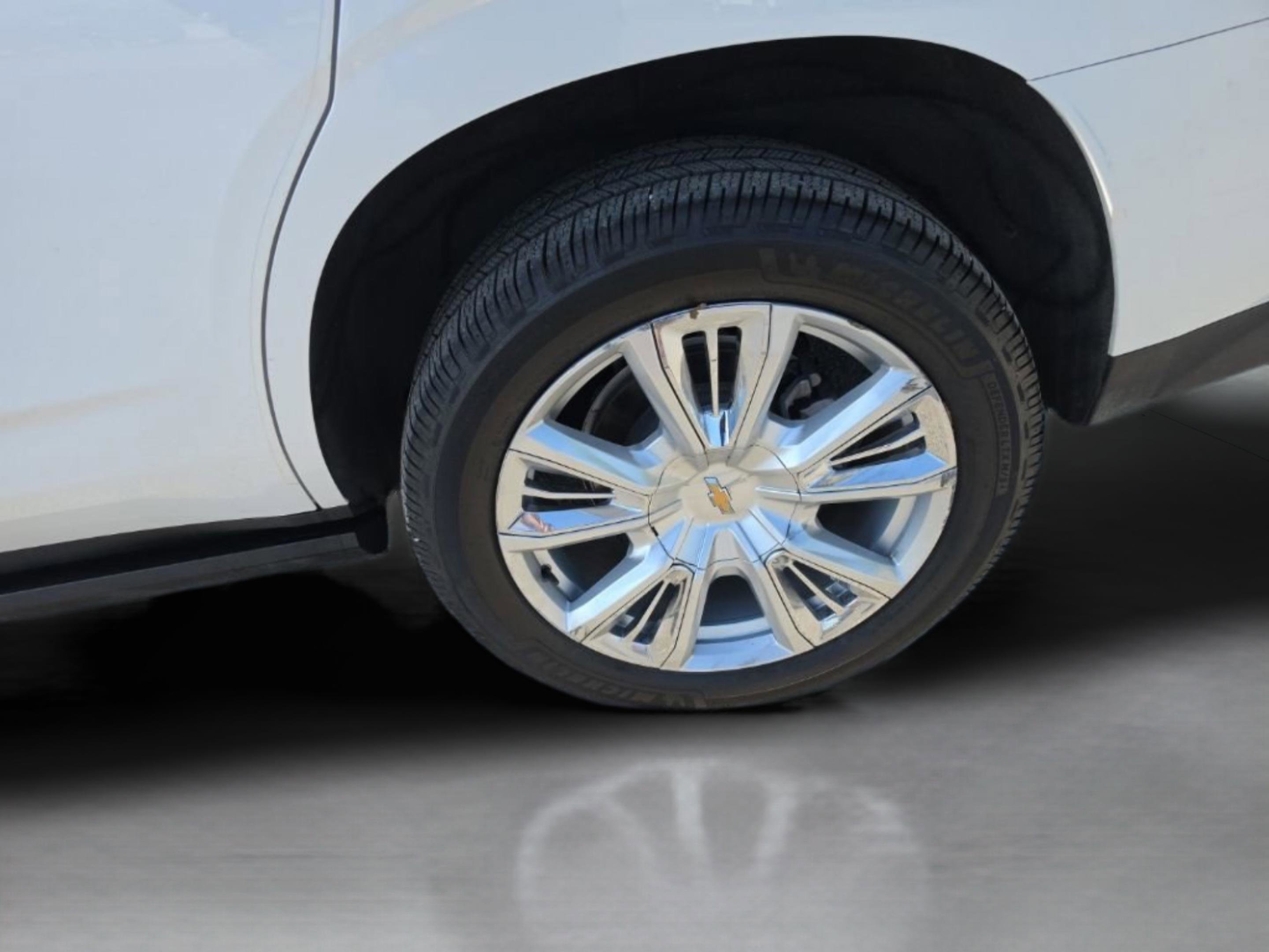 Used 2023 Chevrolet Tahoe High Country w/ Premium Package 2 AWD/4WD image 36