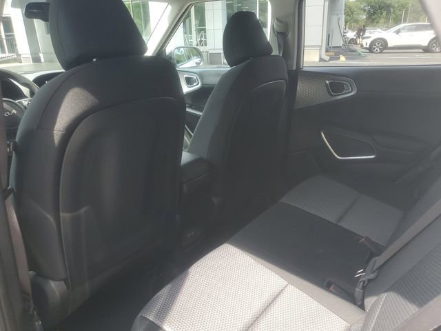 Used 2025 Kia Soul S FWD image 9
