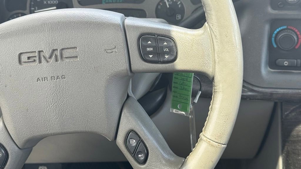 Used 2004 GMC Yukon XL Denali AWD/4WD image 17