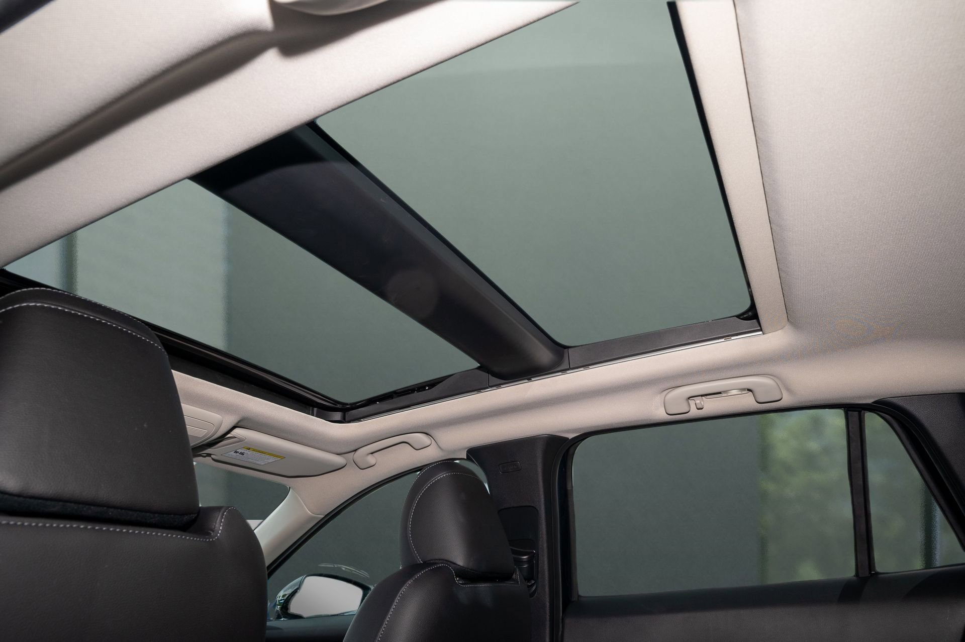 Used 2025 MAZDA CX-50 2.5 Hybrid w/ Premium Plus Pkg image 28