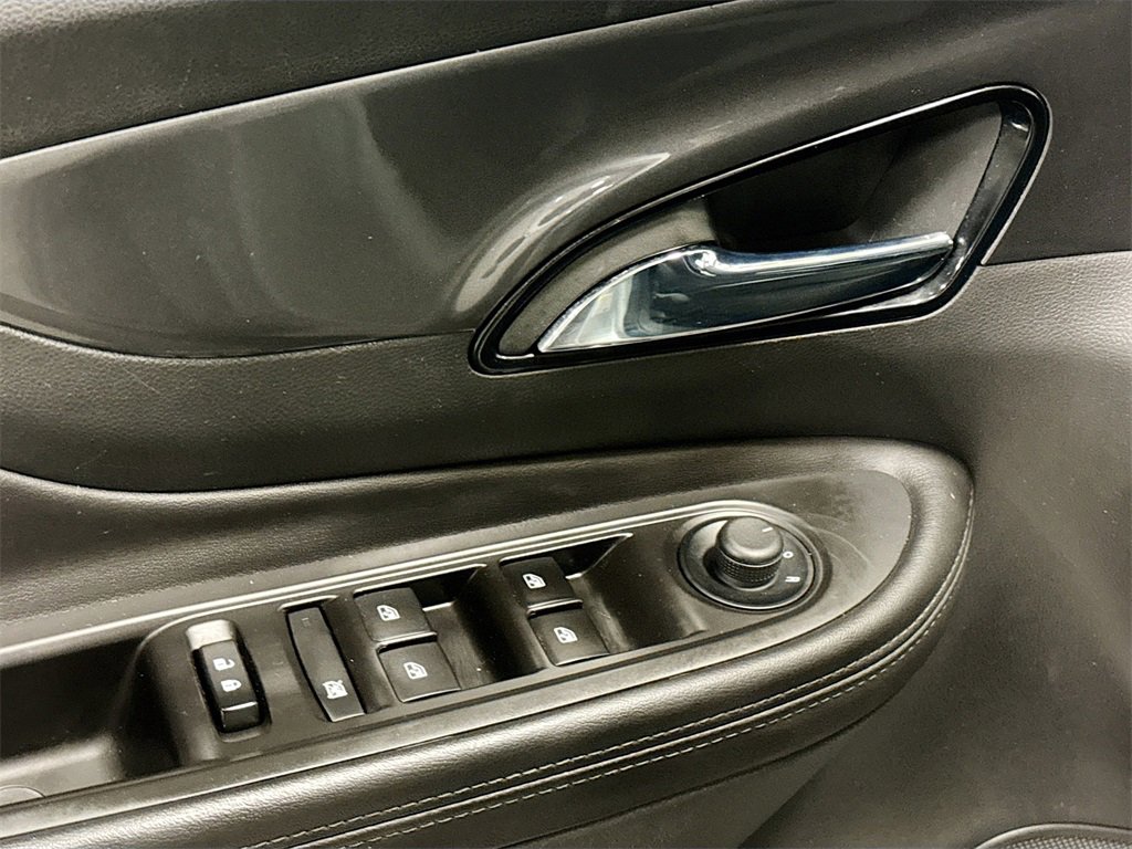 Used 2022 Buick Encore Preferred w/ Safety Package image 16