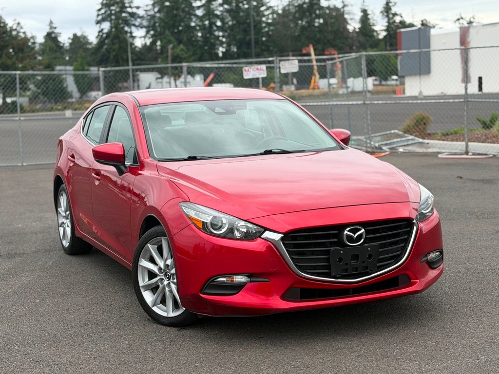 Used 2017 MAZDA MAZDA3 Touring FWD image 3