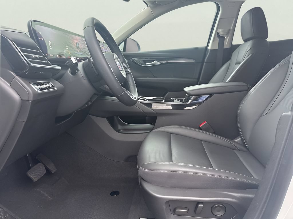 Used 2025 Buick Envision Preferred AWD/4WD image 13