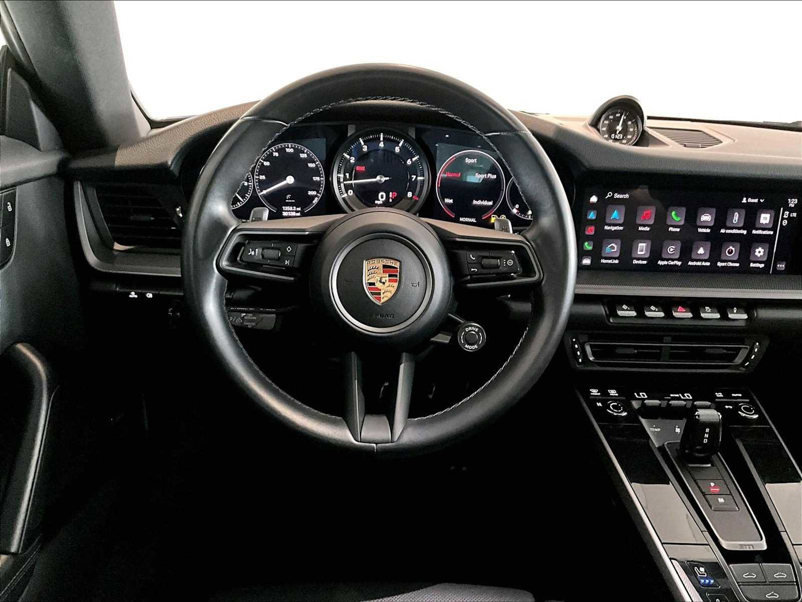 Used 2024 Porsche 911 Carrera 4 image 16