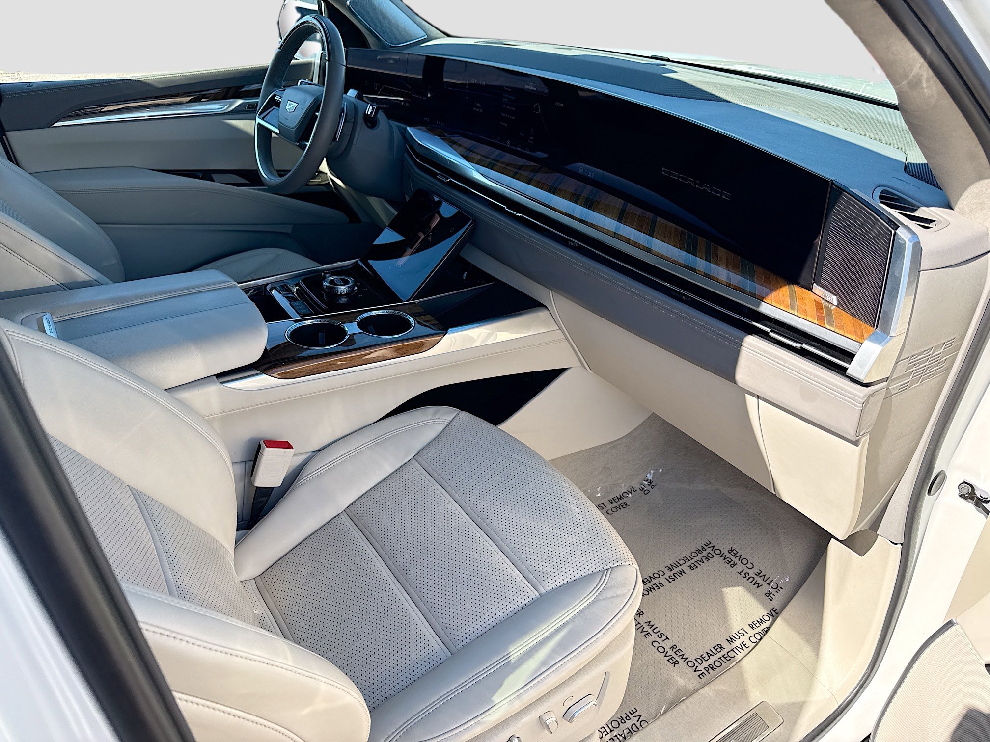 Used 2025 Cadillac Escalade ESV Sport Platinum image 15