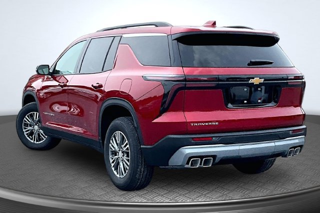 New 2027 Chevrolet Traverse LT w/ Driver Confidence Package FWD image 3