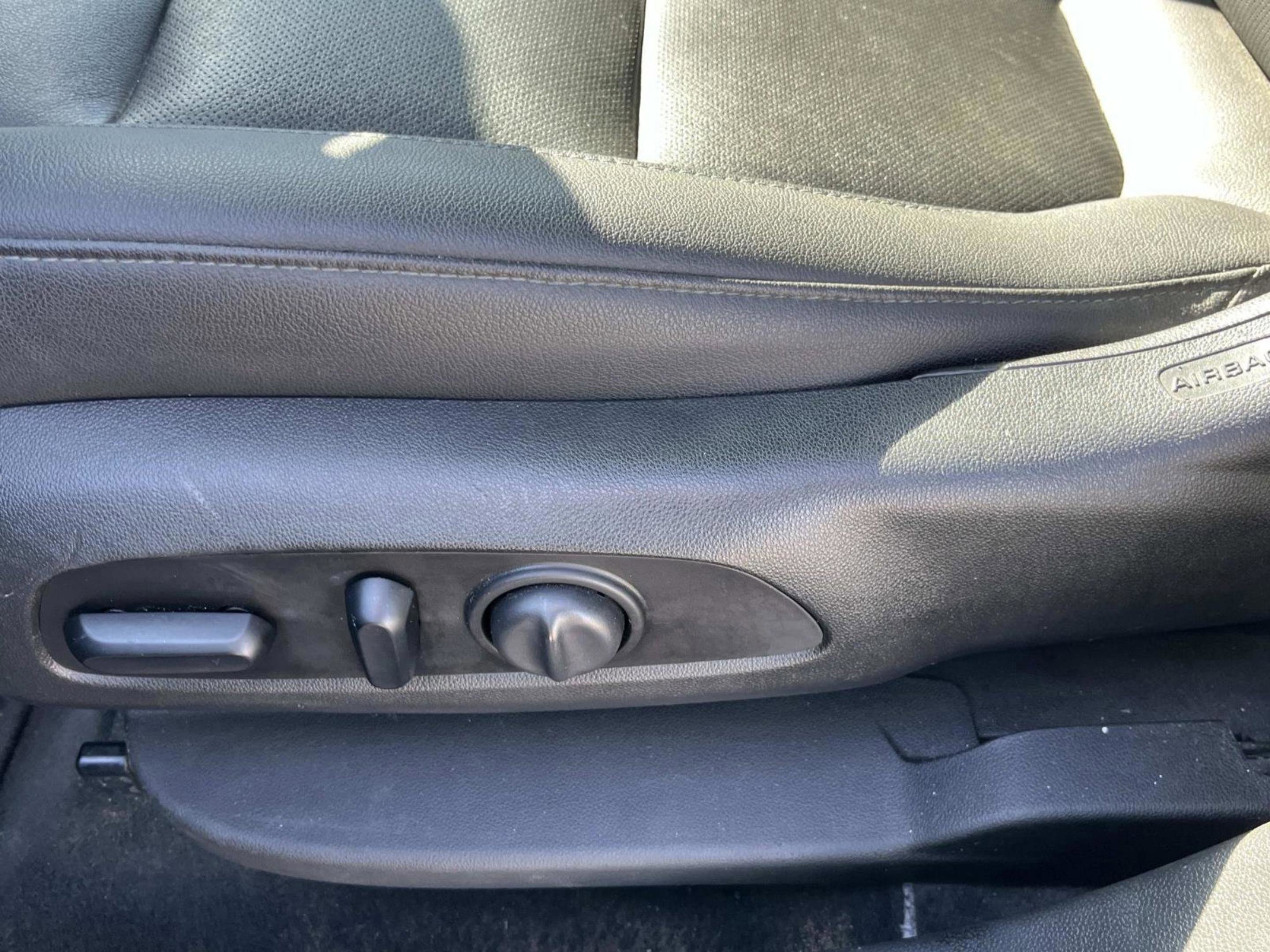 Used 2021 Chevrolet Blazer LT image 34