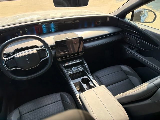 Used 2025 Lincoln Nautilus Reserve w/ Jet Appearance Package AWD/4WD image 19