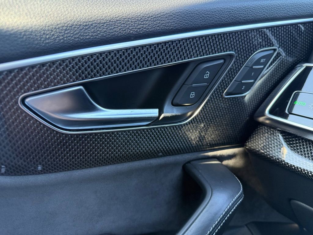 Used 2022 Audi SQ7 Prestige w/ Prestige Package image 24