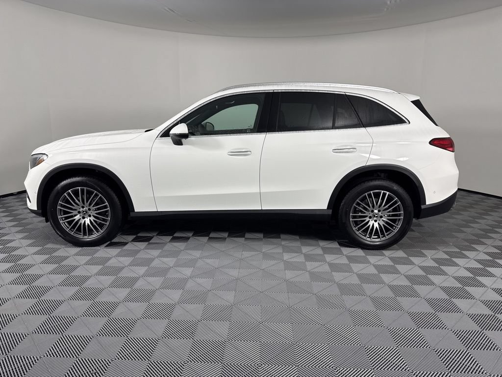 Certified 2026 Mercedes-Benz GLC 300 4MATIC image 11