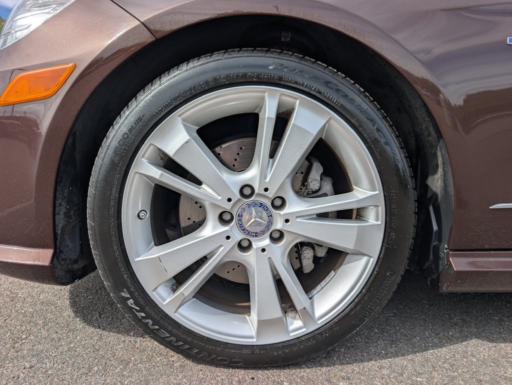 Used 2012 Mercedes-Benz E 350 4MATIC Sedan image 12