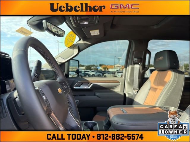 Used 2026 Chevrolet Silverado 2500 High Country w/ High Country Premium Package AWD/4WD image 16