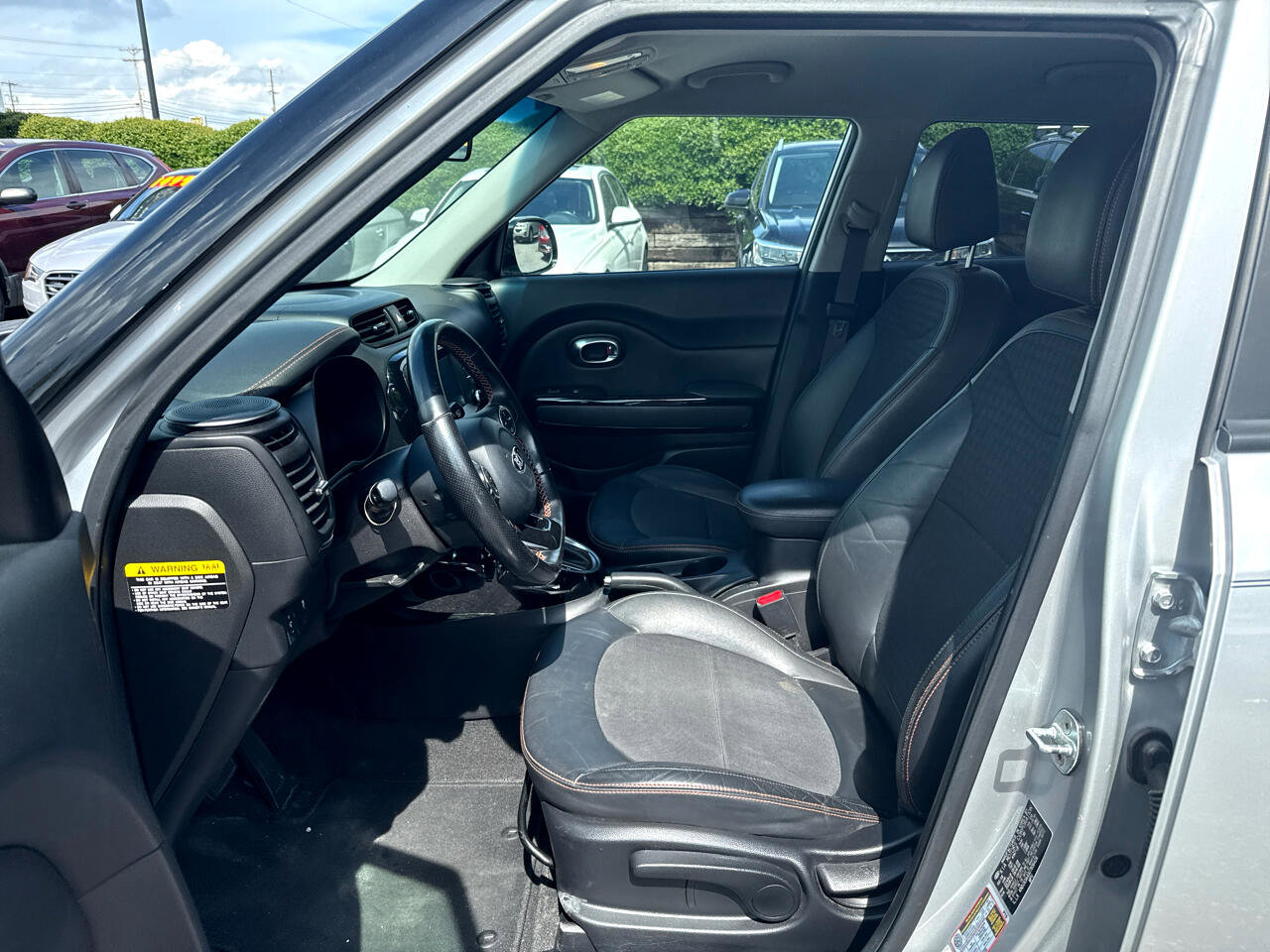 Used 2018 Kia Soul ! image 6
