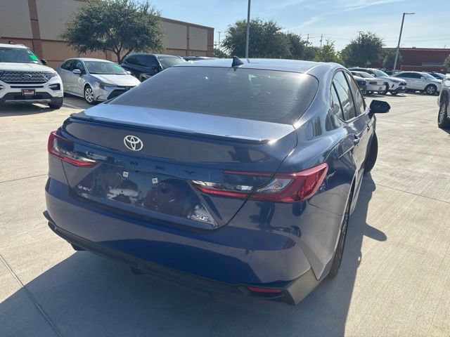 Used 2025 Toyota Camry SE FWD image 3