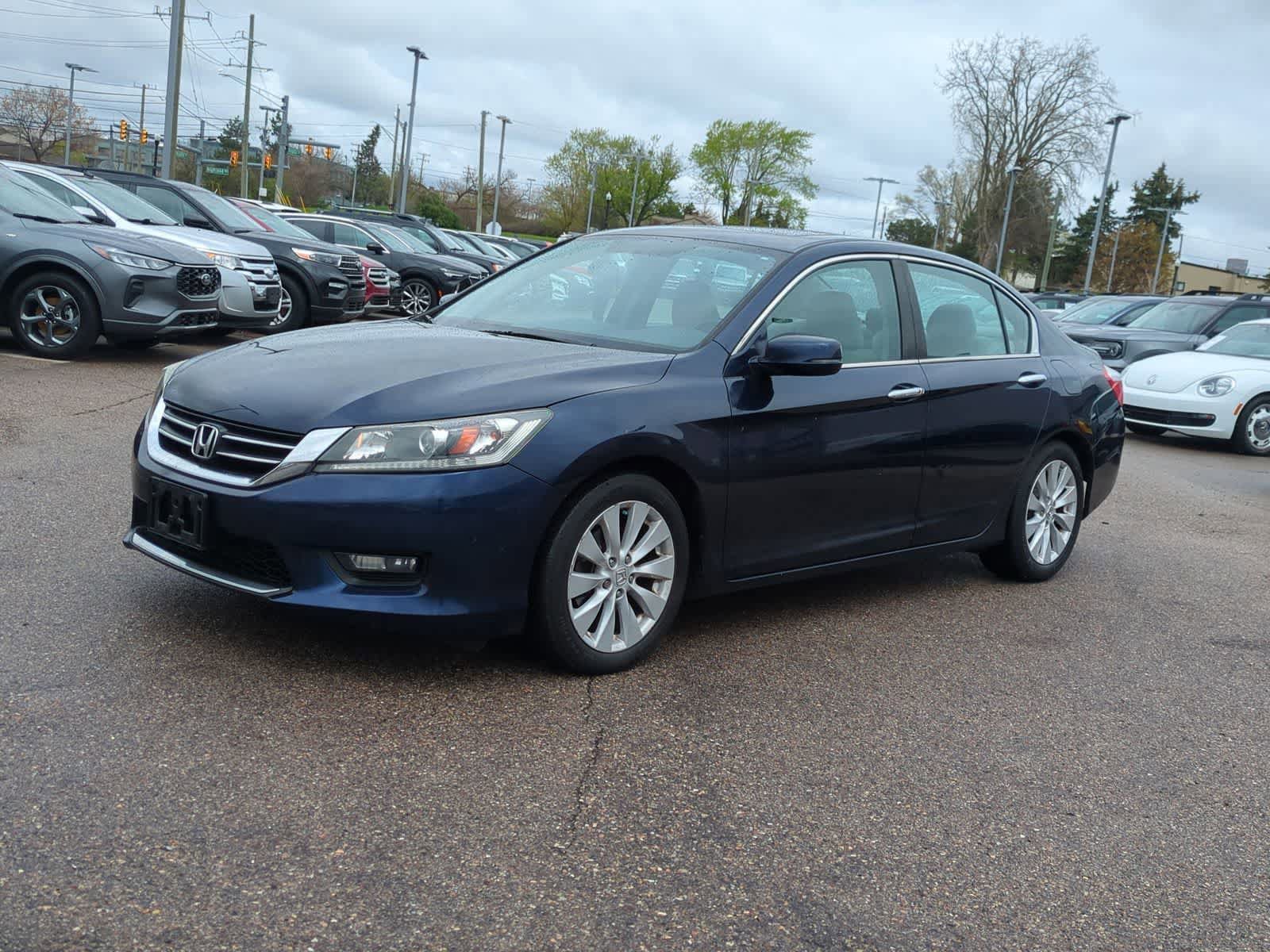 Used 2015 Honda Accord EX image 4