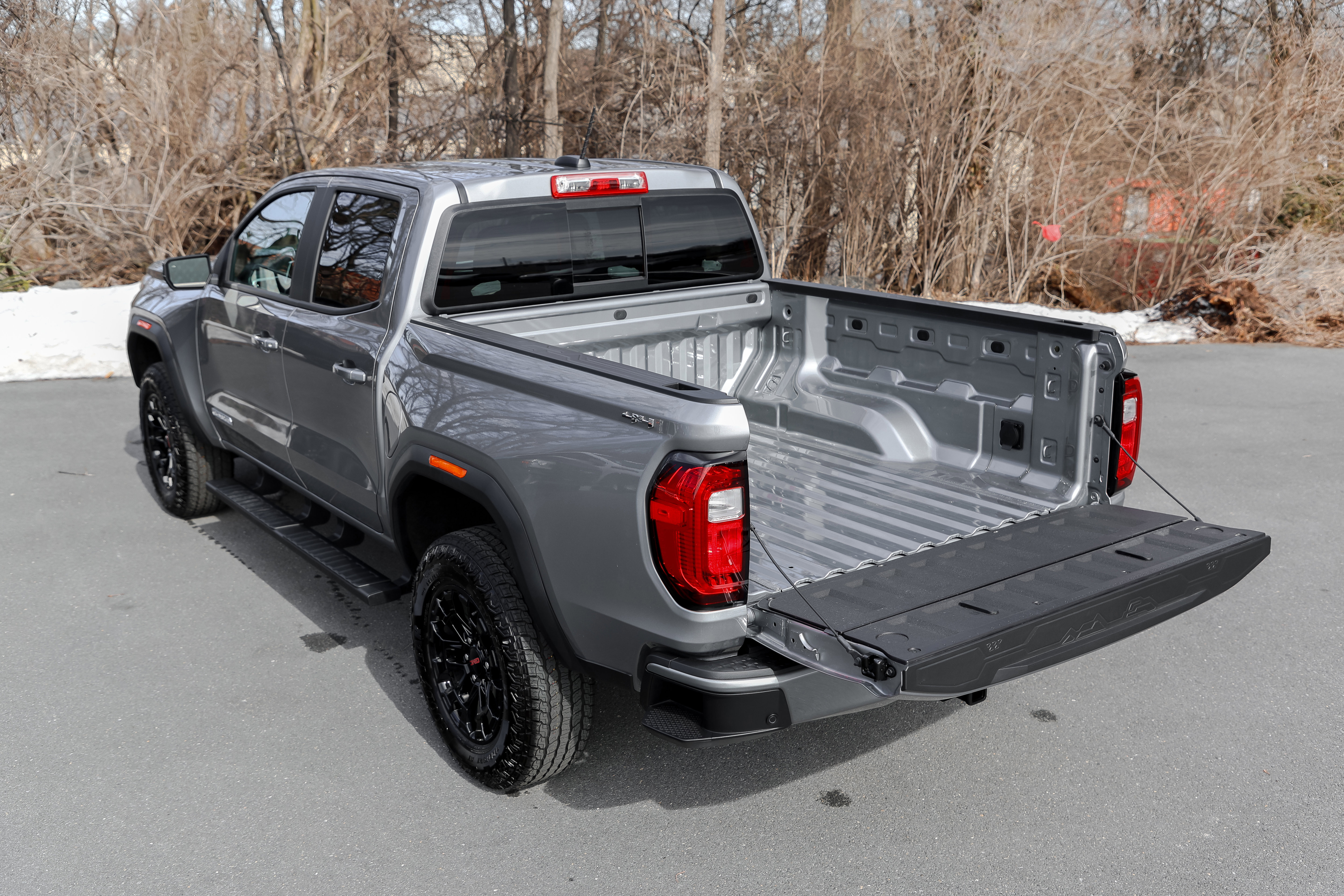 New 2026 GMC Canyon Elevation w/ Convenience Package image 8