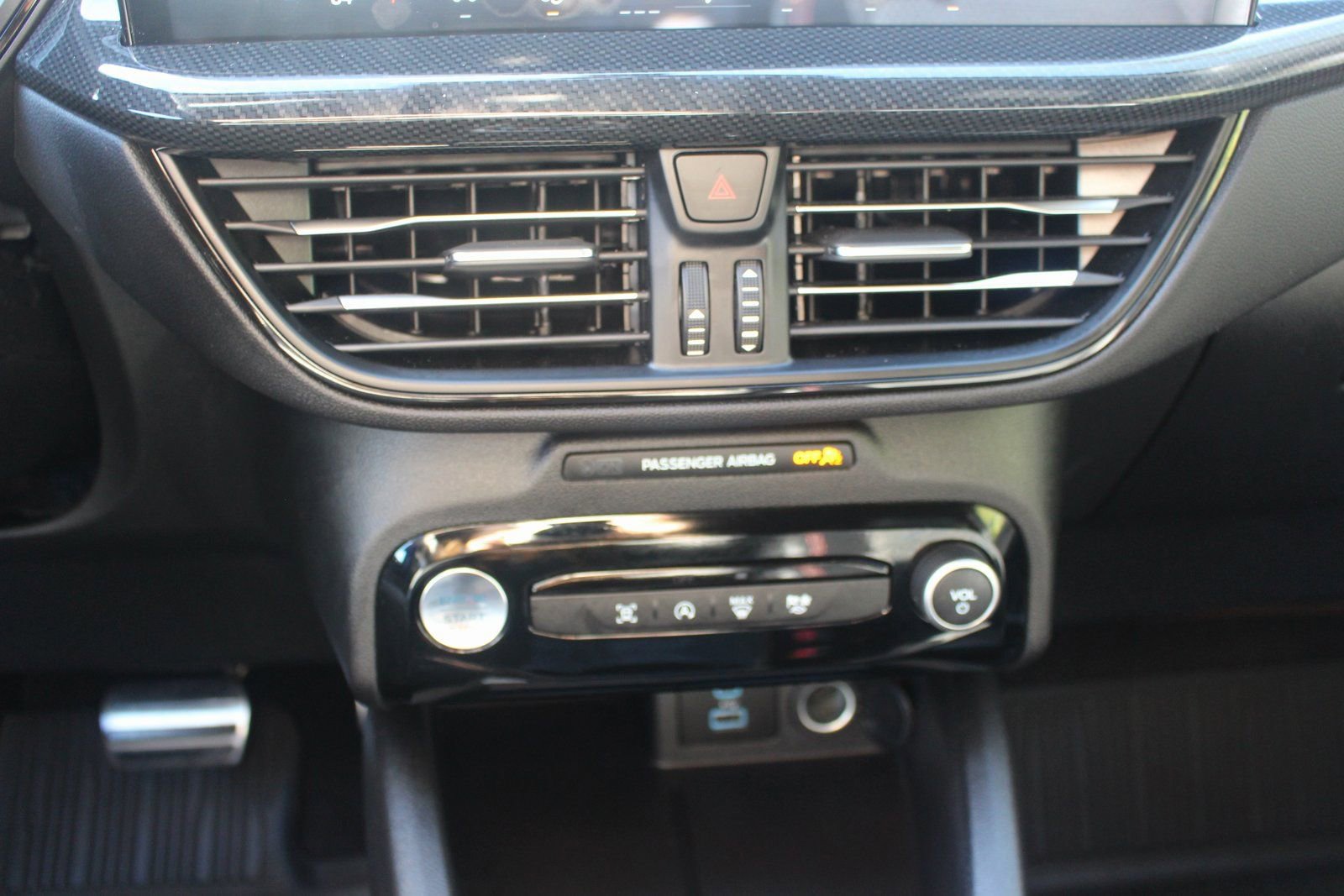 Used 2023 Ford Escape ST-Line w/ Tech Pack #1 image 31