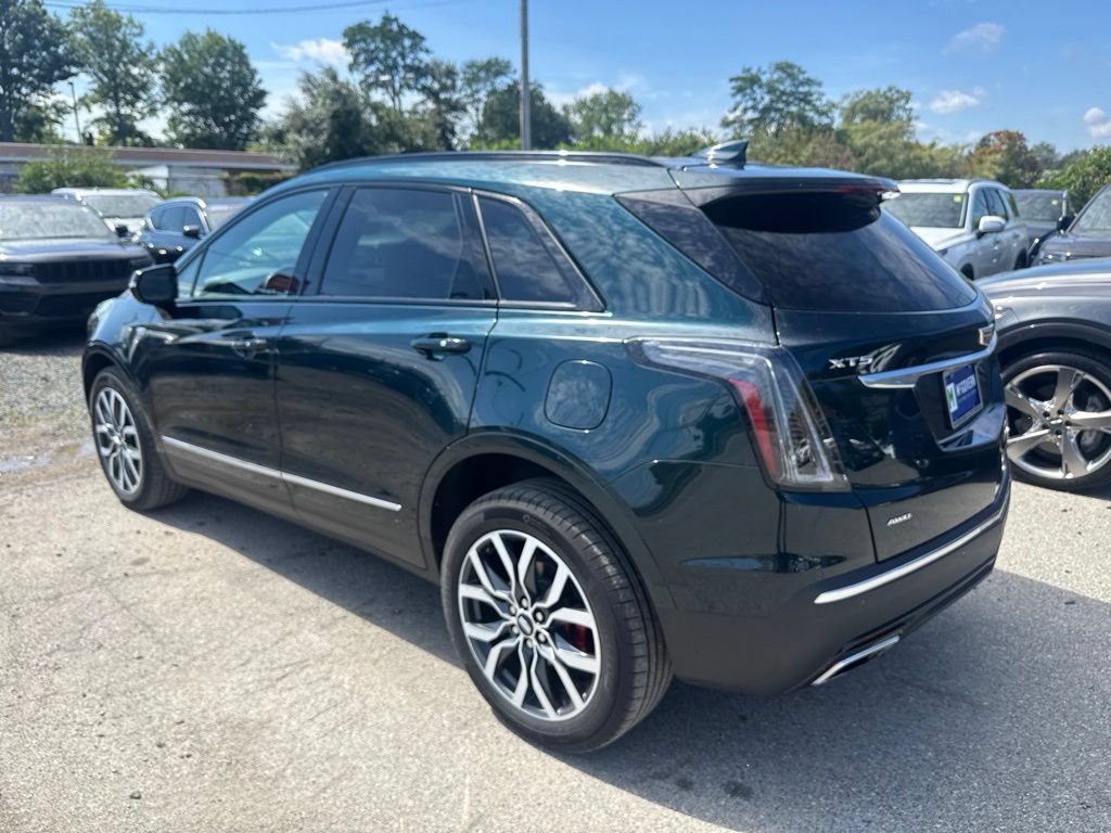 Used 2024 Cadillac XT5 Sportv w/ Technology Package AWD/4WD image 8