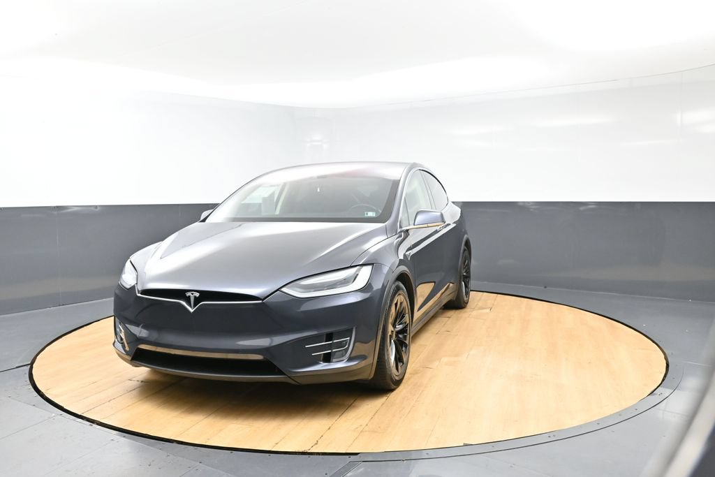 Used 2016 Tesla Model X 75D AWD/4WD image 3