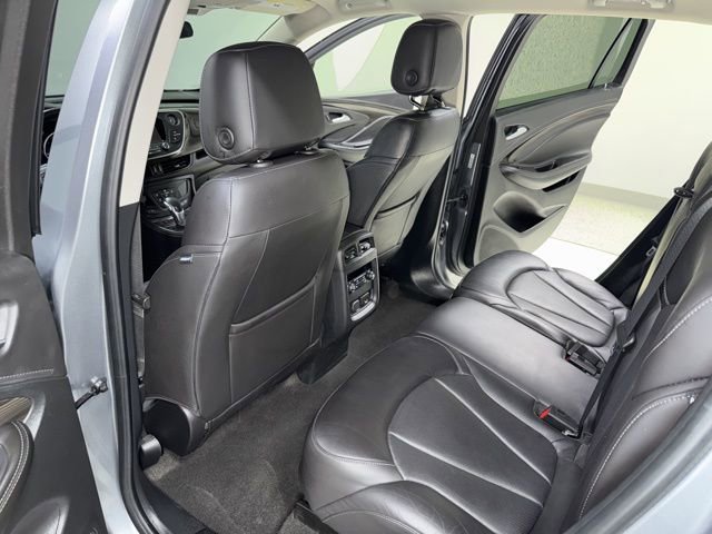 Used 2020 Buick Envision Essence FWD image 24