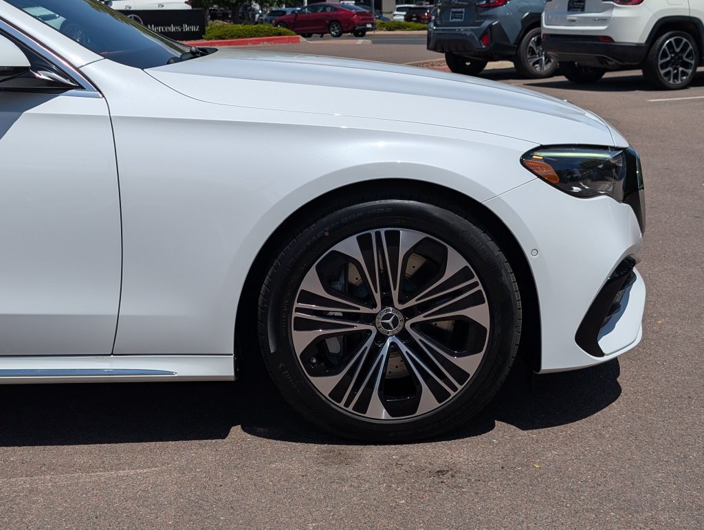 New 2026 Mercedes-Benz E 450 4MATIC Sedan image 9