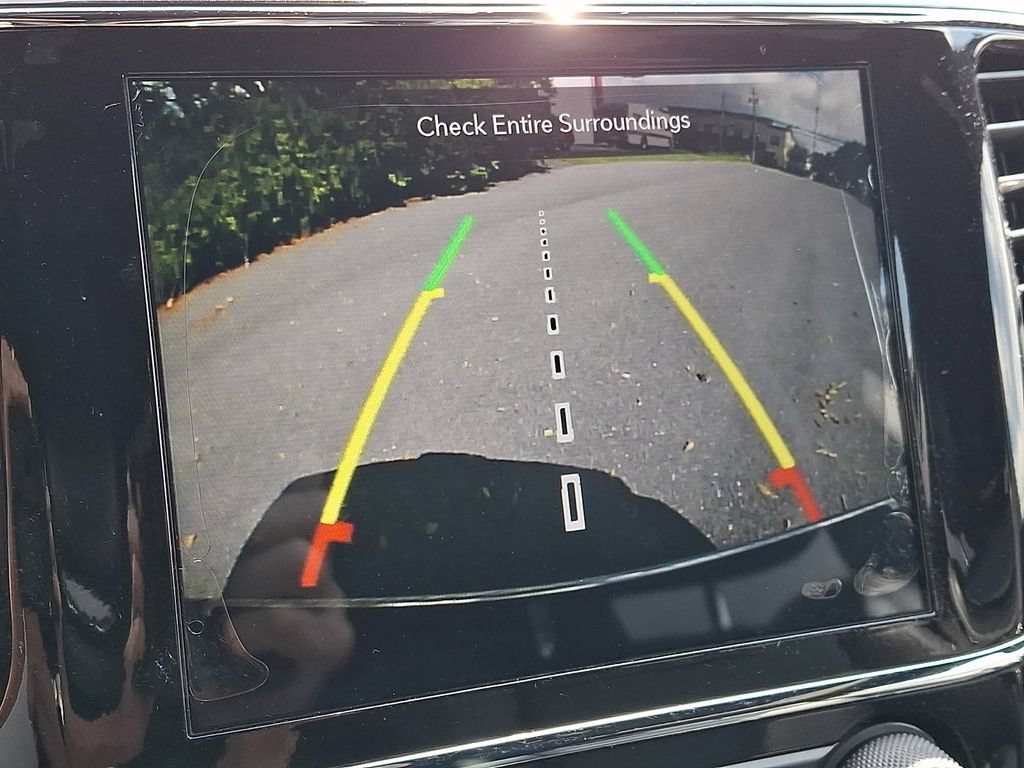 Used 2021 Jeep Grand Cherokee Limited RWD image 24