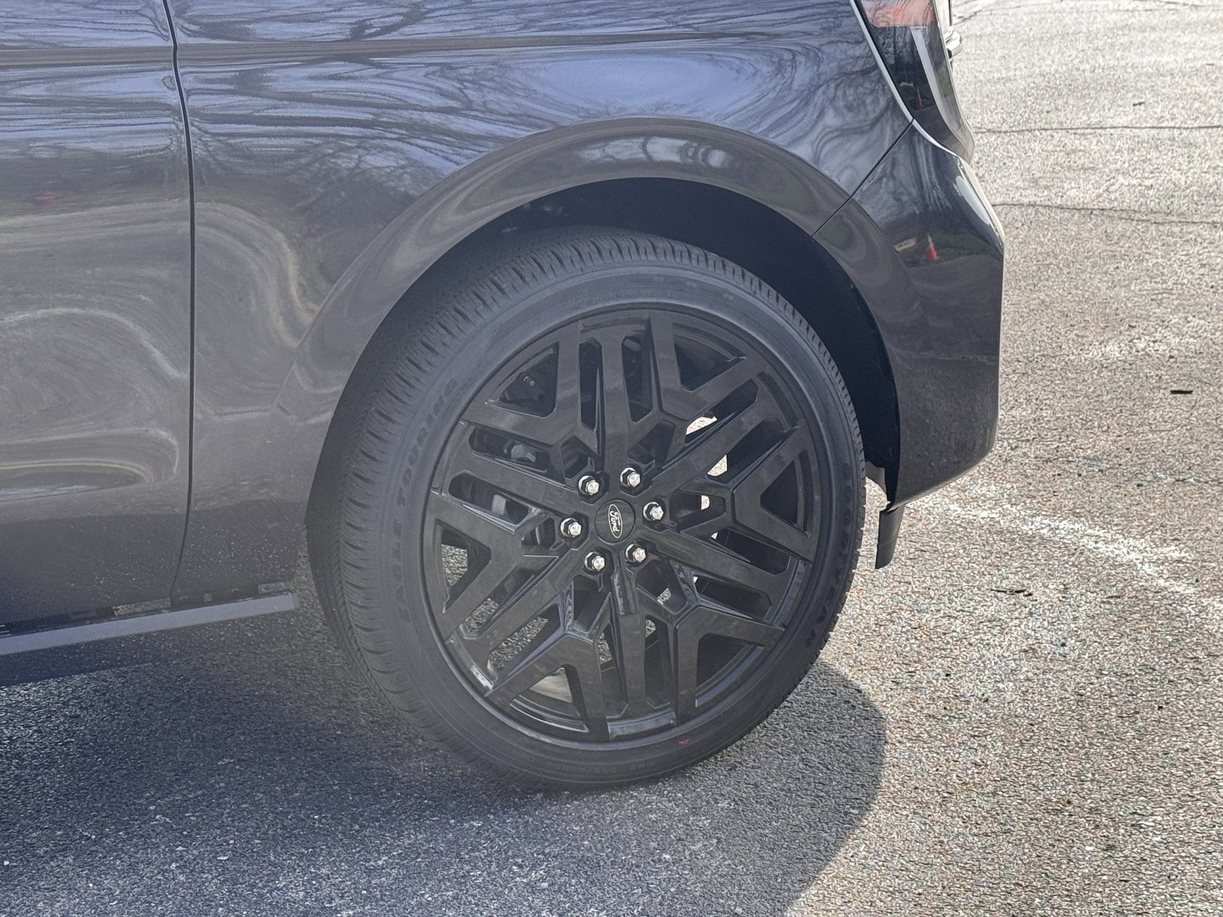 New 2026 Ford Expedition Platinum image 7