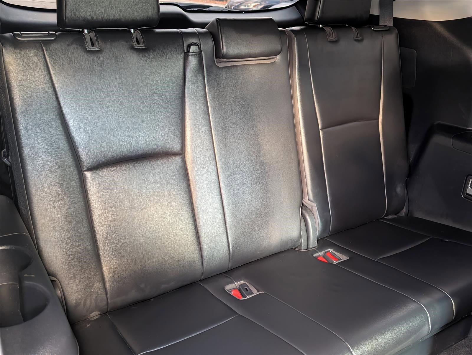 Used 2022 Toyota Highlander XLE image 13