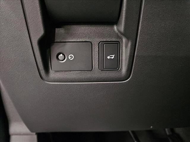 New 2026 Land Rover Range Rover Velar S image 25