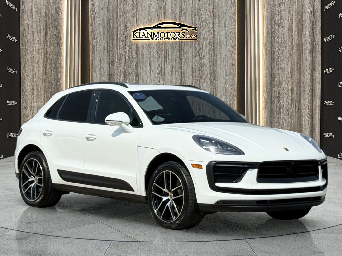 Used 2023 Porsche Macan Turbo