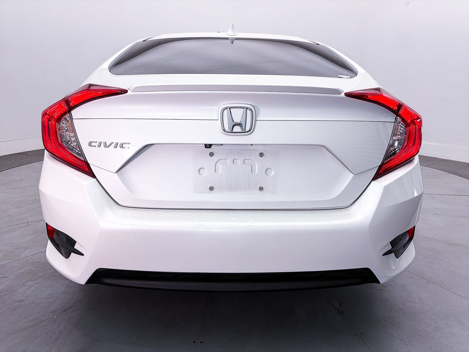 Used 2016 Honda Civic EX-T image 9