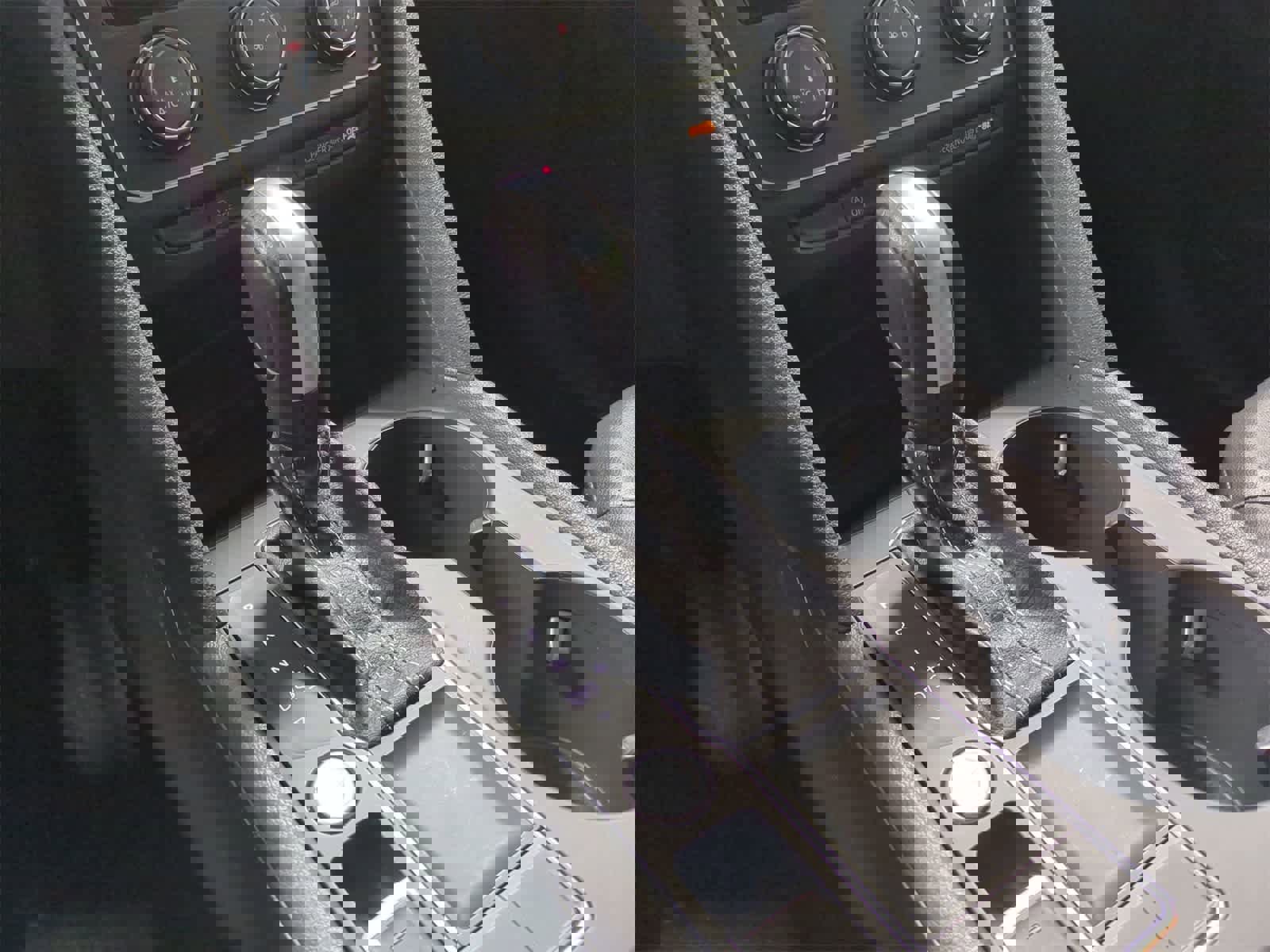 Used 2022 Volkswagen Atlas SE image 31