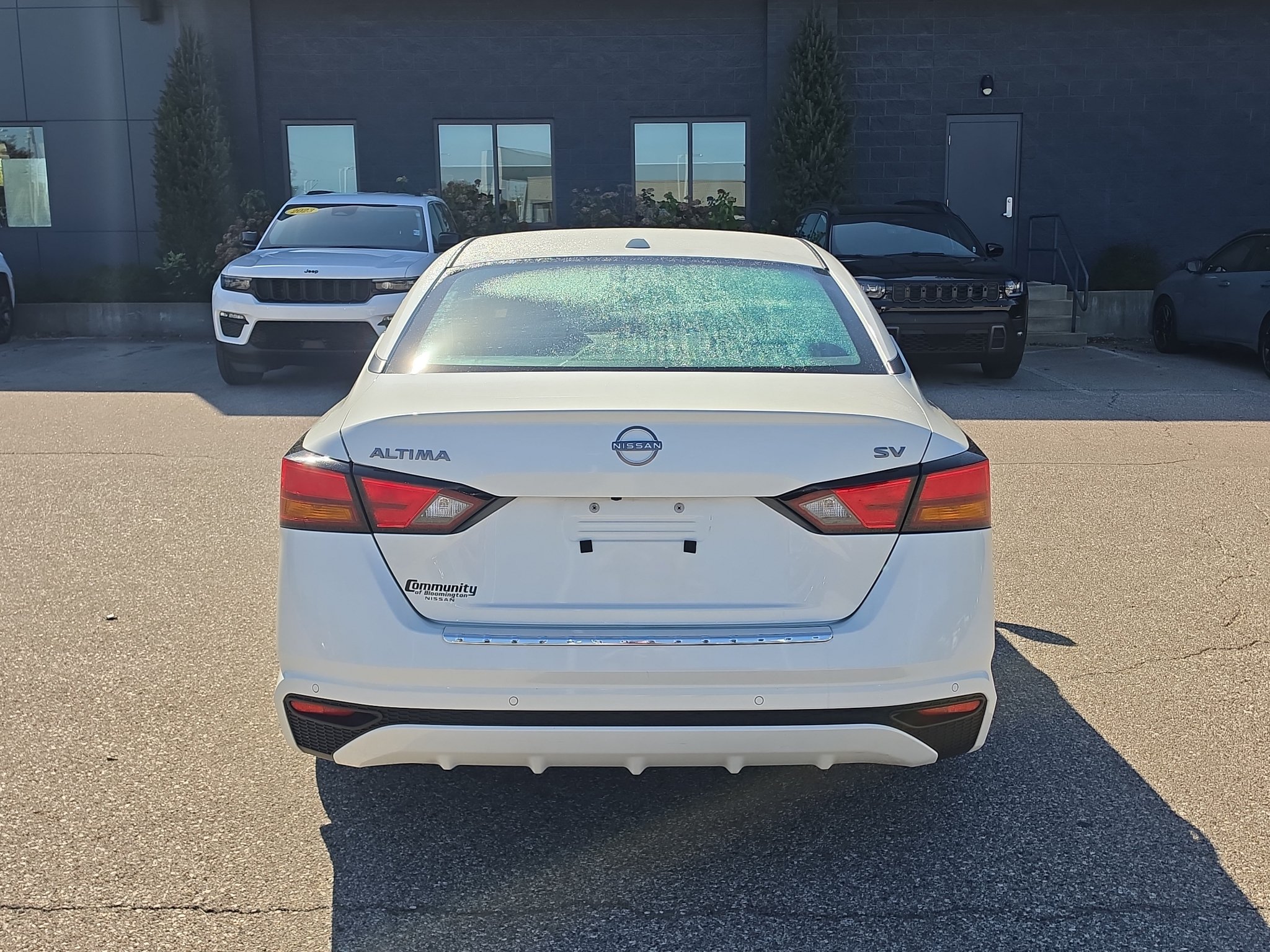 Used 2023 Nissan Altima 2.5 SV FWD image 6