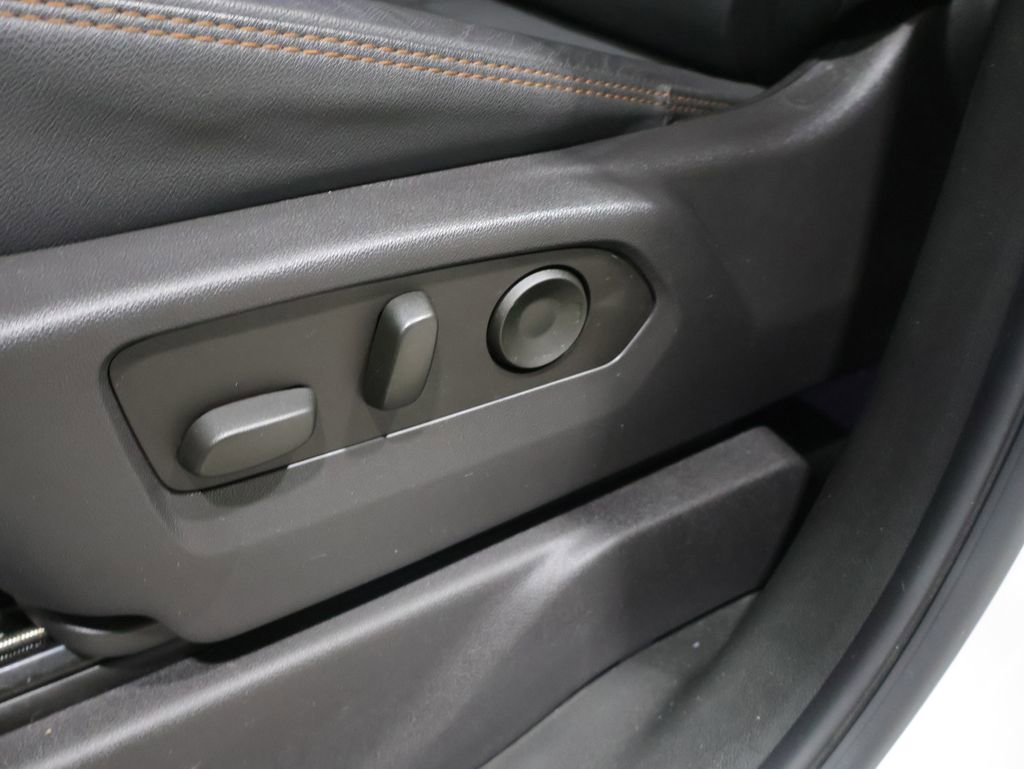 Used 2024 GMC Sierra 1500 AT4 w/ Technology Package image 13